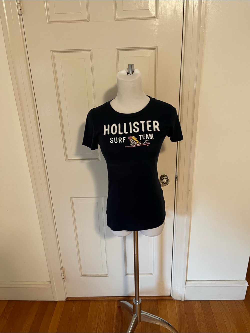 Hollister Surf Team Surf Girl Tee Shirt Large Square Tag Sz Small Read Defect